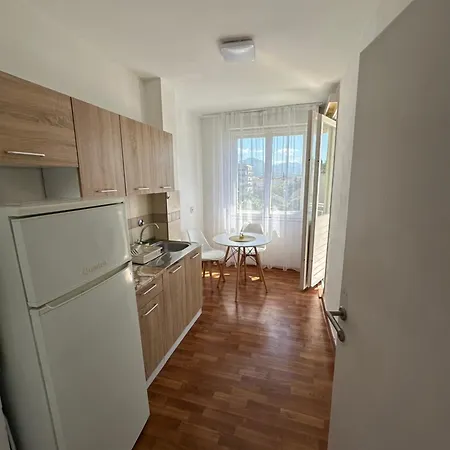 Alex Apartment *